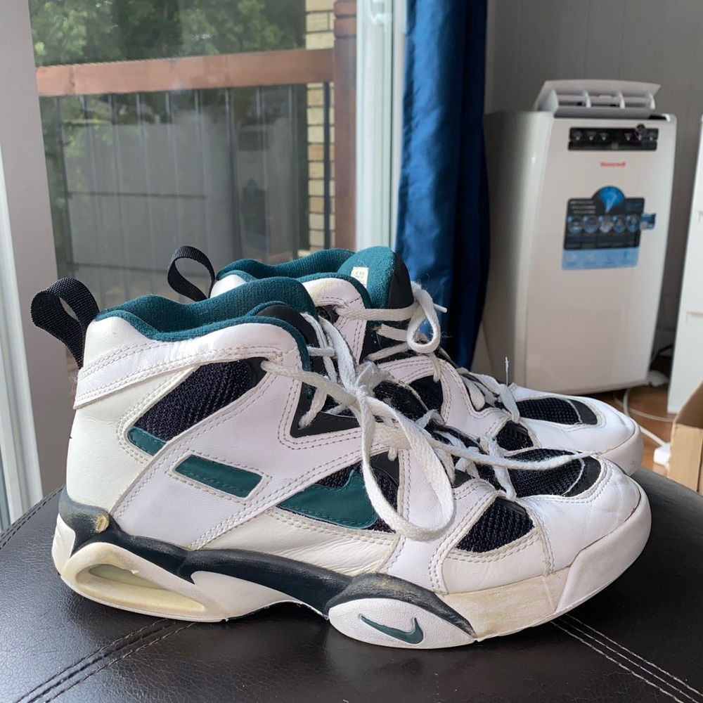 Rare 90’s Nike Air Force DVST8